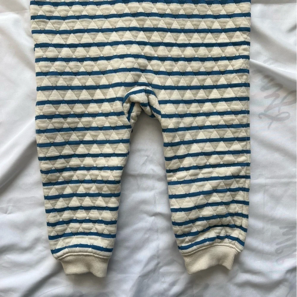 Old Navy Unisex Striped Blue and White Quilted Kids One Piece Size 18-24 Months